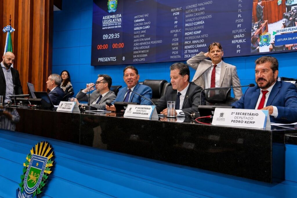MS aprova isenção de ICMS para energia solar, beneficiando consumidores e a sustentabilidade.