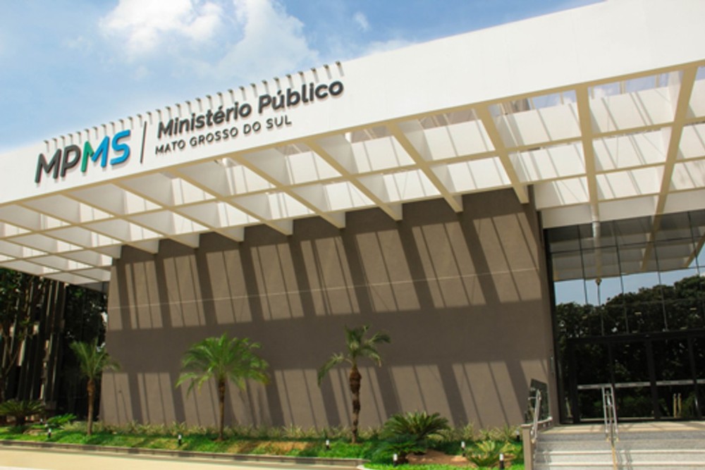 Polícia Civil de MS desarticula grupo criminoso que aplicava golpes milionários em idosos via falsas centrais bancárias, agindo em vários estados.