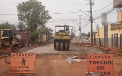 Frente de pavimentação e drenagem avança em ruas do bairro Jardim Noroeste na Capital
