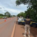 A Polícia Rodoviária Federal (PRF) de Mato Grosso do Sul intensifica a fiscalização nas rodovias federais do estado durante o feriado, com foco na prevenção de acidentes e combate ao crime.