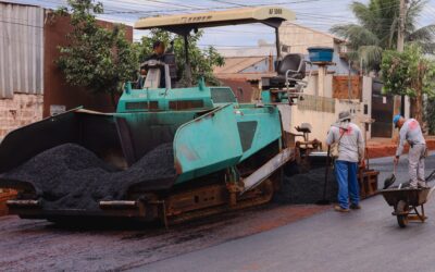 A Prefeita Adriane Lopes lançou obras de pavimentação e drenagem no Jardim Centenário, Campo Grande, um investimento de R$ 34 milhões para beneficiar cerca de 20 mil pessoas.