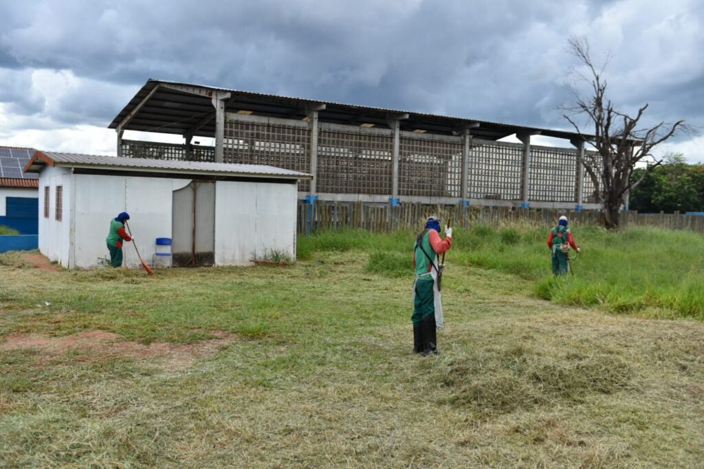A Prefeitura de Campo Grande, por meio da Semed, intensifica a preparação para o retorno das aulas na Rede Municipal de Ensino, com foco em infraestrutura e logística para a primeira semana de fevereiro.