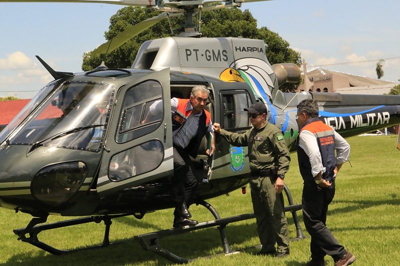 Ex-governador Reinaldo Azambuja defendeu a necessidade de um reforço federal permanente para combater o tráfico de drogas na vasta fronteira de Mato Grosso do Sul, devido à migração de criminosos de outros estados.