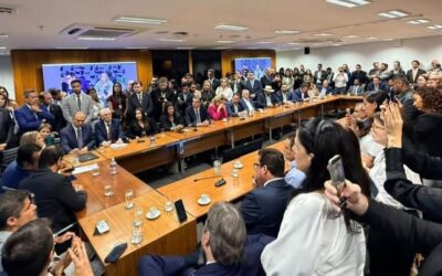Rose Modesto, deputada federal eleita por Mato Grosso do Sul, participou de encontro em Brasília para consolidar a candidatura de Flávio Bolsonaro à Presidência da Câmara dos Deputados.